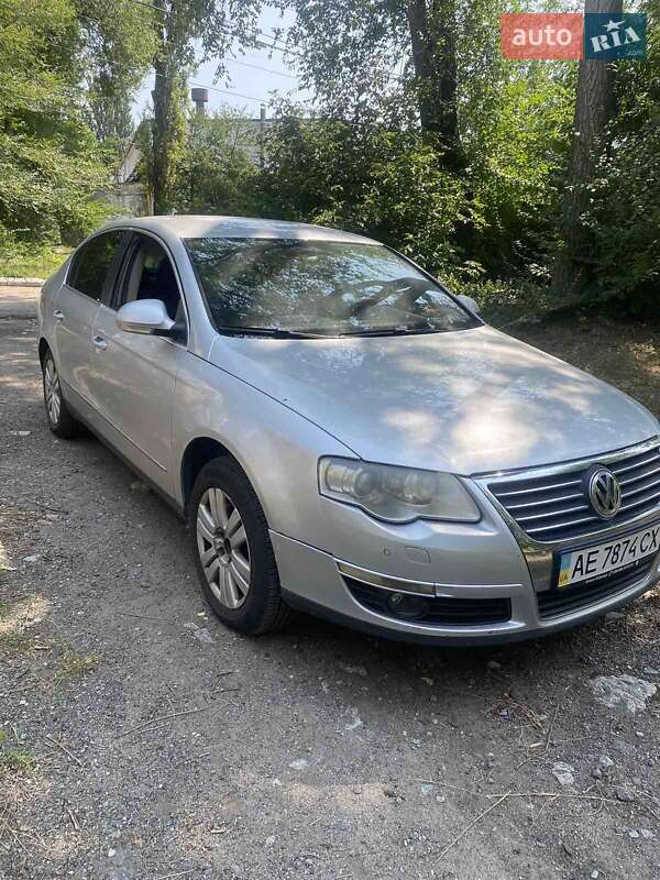 Седан Volkswagen Passat 2009 в Дніпрі