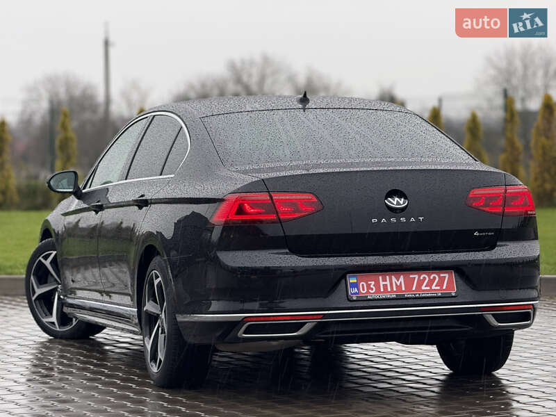 Седан Volkswagen Passat 2020 в Луцьку