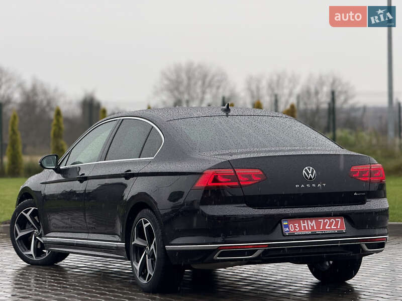 Седан Volkswagen Passat 2020 в Луцьку