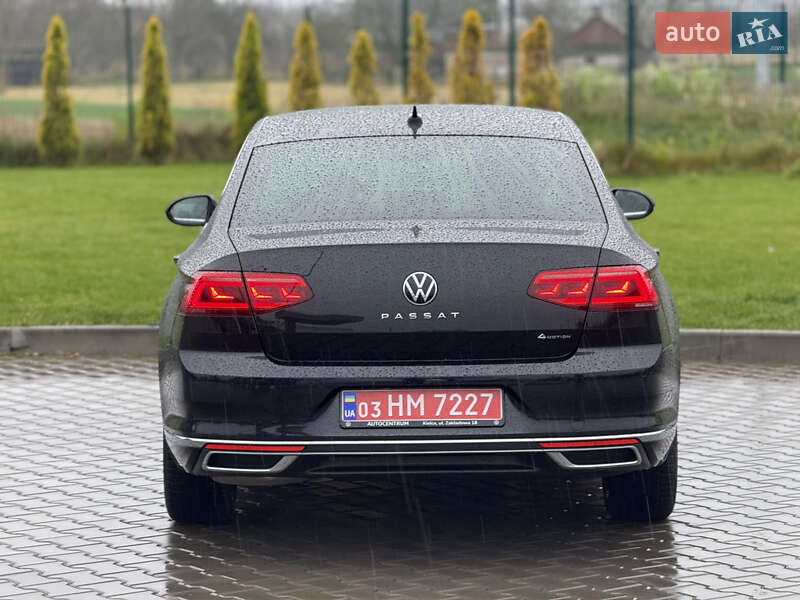 Седан Volkswagen Passat 2020 в Луцьку