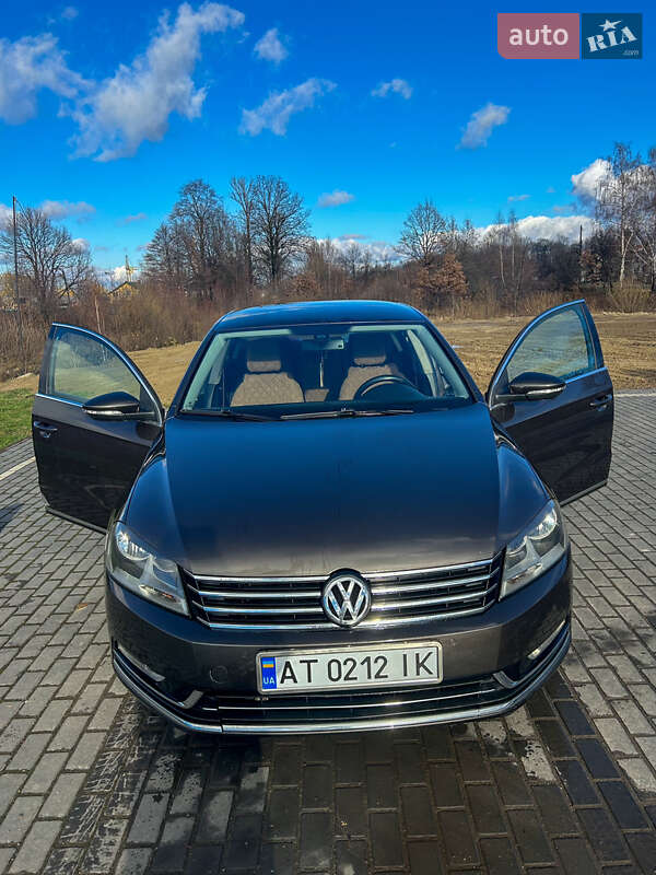 Седан Volkswagen Passat 2012 в Долине