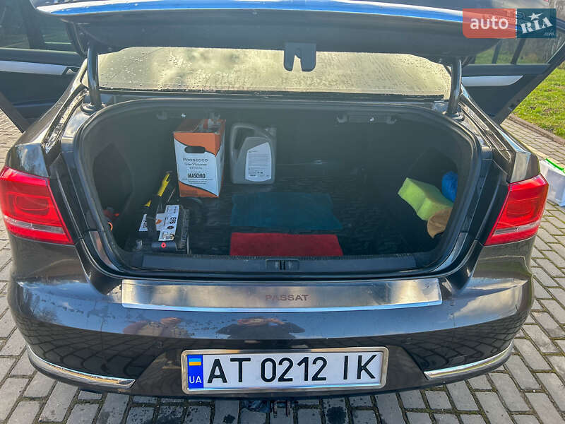Седан Volkswagen Passat 2012 в Долине