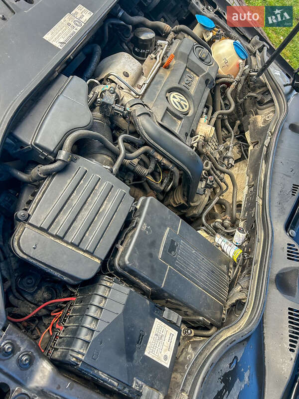 Седан Volkswagen Passat 2012 в Долине