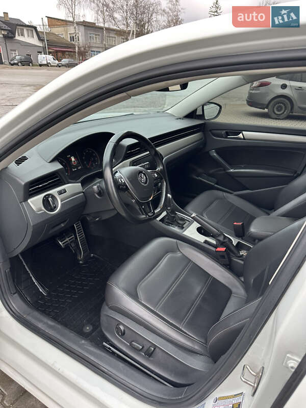 Седан Volkswagen Passat 2020 в Чернівцях фото 16 Седан Volkswagen Passat 2020 в Чернівцях