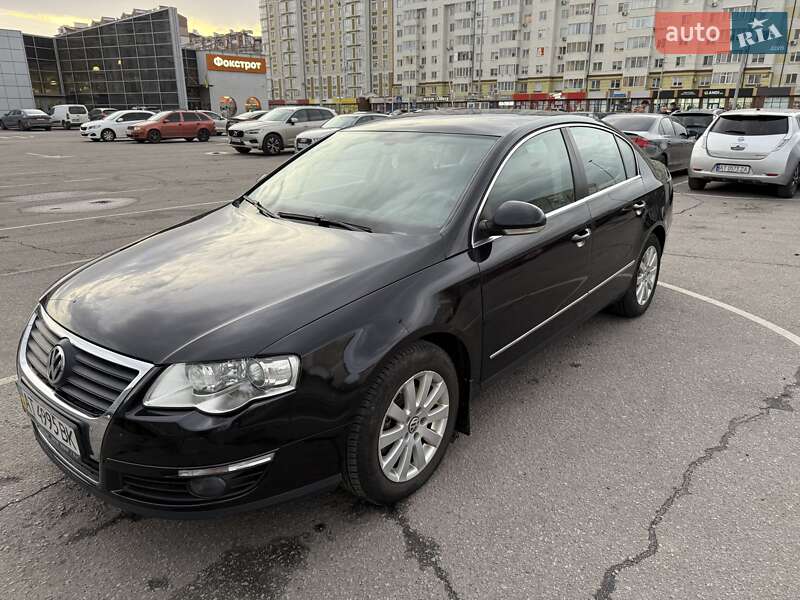 Седан Volkswagen Passat 2006 в Ивано-Франковске