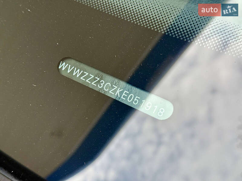 Седан Volkswagen Passat 2018 в Днепре