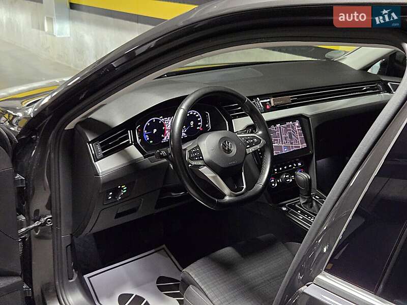 Универсал Volkswagen Passat 2021 в Виннице фото 3 Универсал Volkswagen Passat 2021 в Виннице