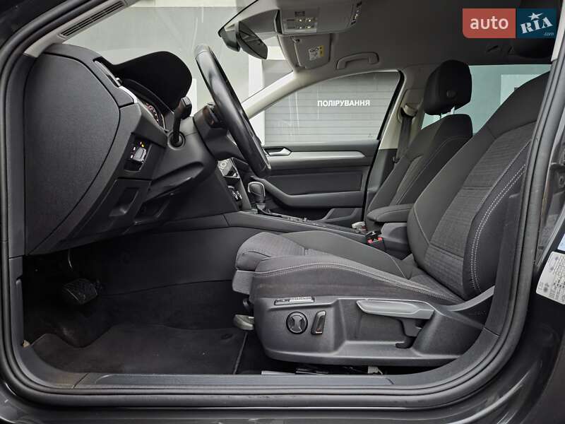 Универсал Volkswagen Passat 2021 в Виннице фото 118 Универсал Volkswagen Passat 2021 в Виннице
