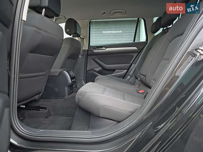 Универсал Volkswagen Passat 2021 в Виннице фото 161 Универсал Volkswagen Passat 2021 в Виннице
