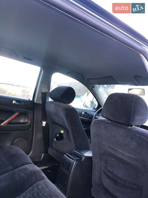 Універсал Volkswagen Passat 2002 в Рівному фото 12 Універсал Volkswagen Passat 2002 в Рівному