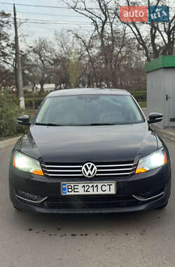 Седан Volkswagen Passat 2014 в Николаеве
