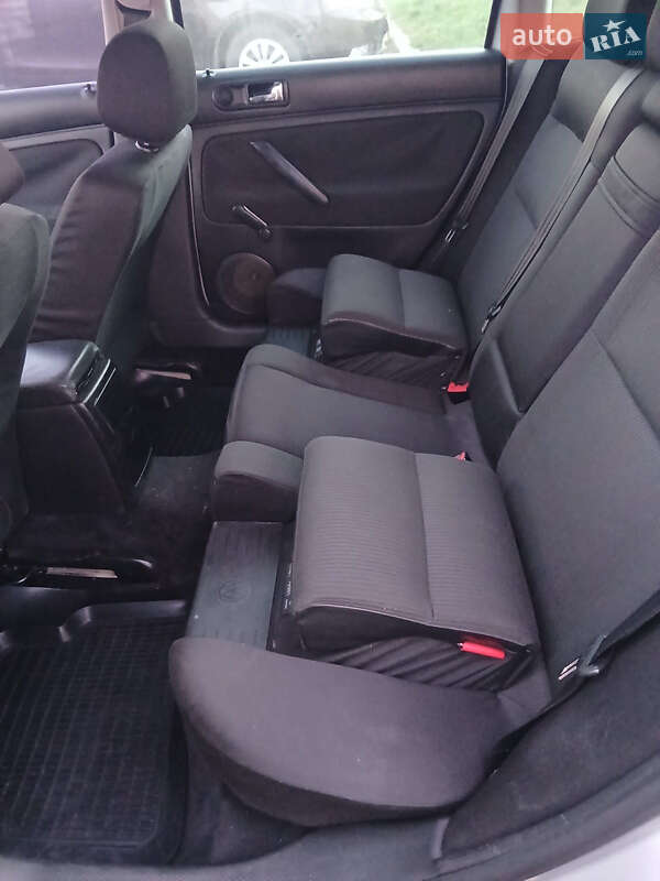 Универсал Volkswagen Passat 2003 в Житомире