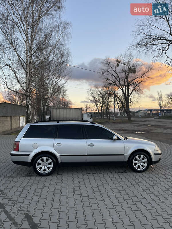 Універсал Volkswagen Passat 2003 в Коростені
