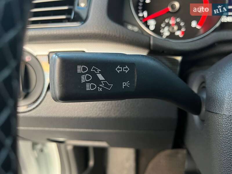 Седан Volkswagen Passat 2018 в Киеве