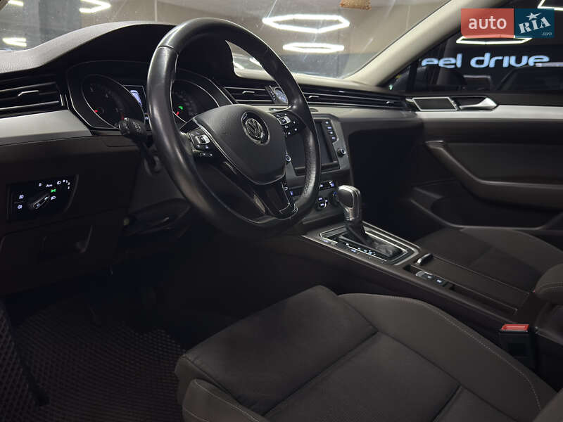 Универсал Volkswagen Passat 2015 в Николаеве
