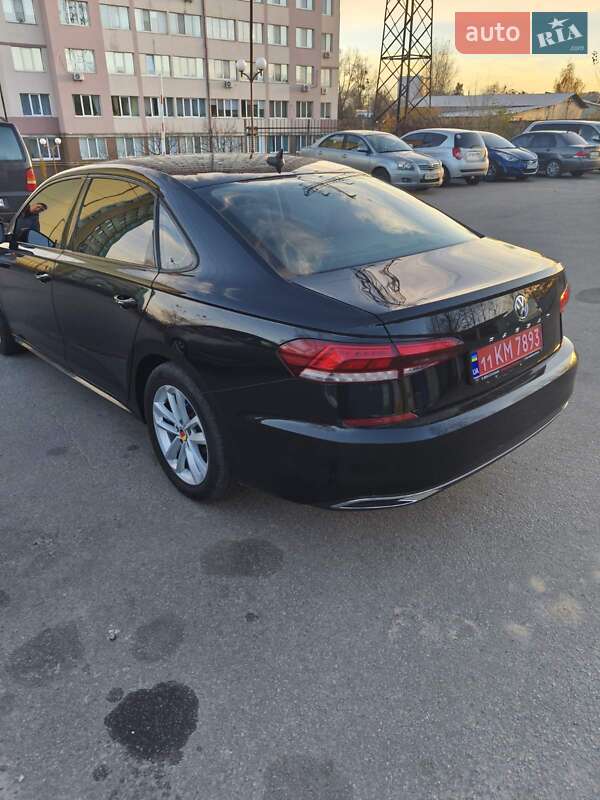 Седан Volkswagen Passat 2020 в Києві