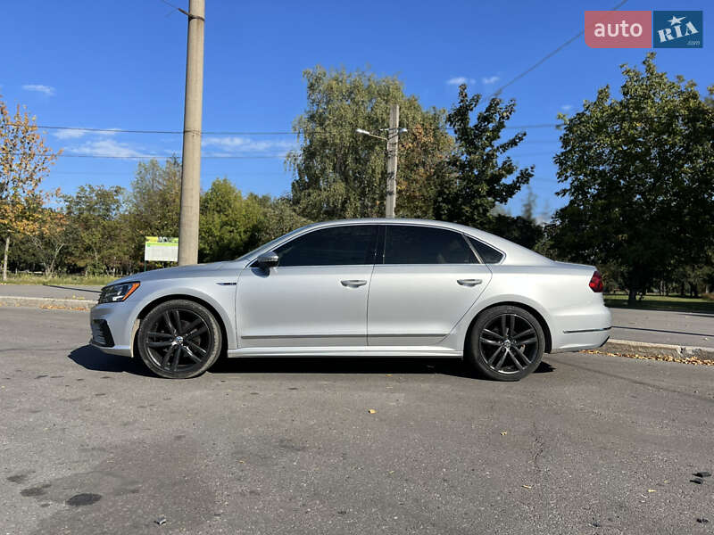 Седан Volkswagen Passat 2016 в Киеве фото 3 Седан Volkswagen Passat 2016 в Киеве