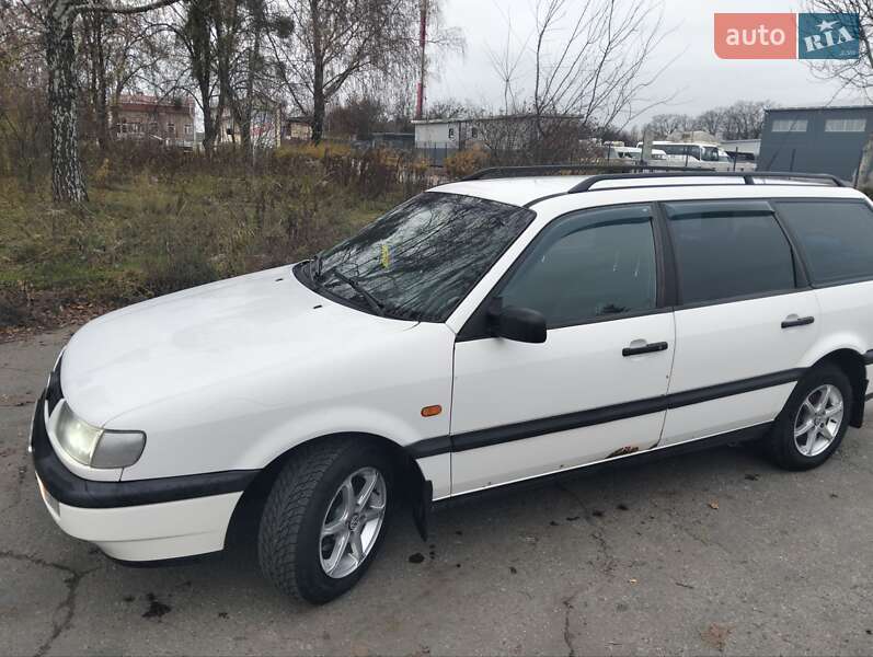 Універсал Volkswagen Passat 1994 в Білій Церкві