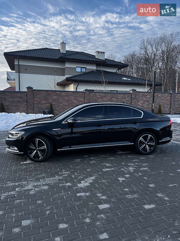 Седан Volkswagen Passat 2015 в Вінниці