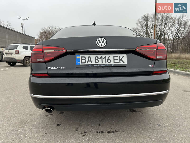 Седан Volkswagen Passat 2016 в Кропивницком