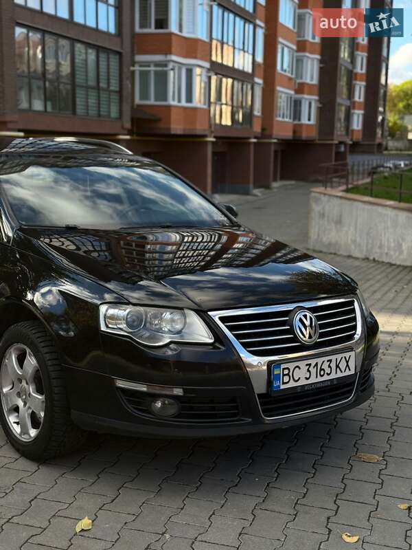 Универсал Volkswagen Passat 2008 в Стрые