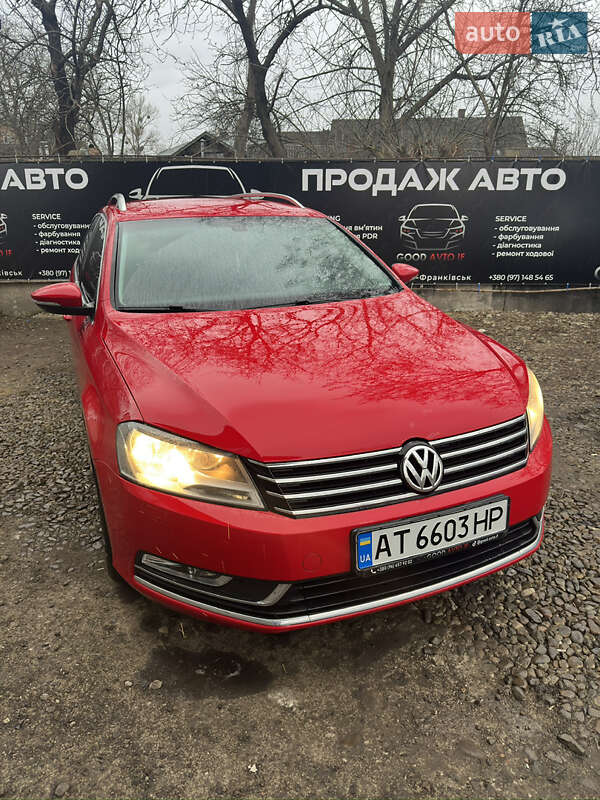Універсал Volkswagen Passat 2012 в Івано-Франківську