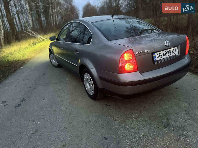 Седан Volkswagen Passat 2002 в Виннице