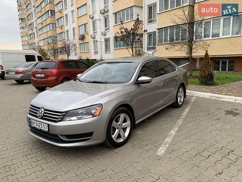 Volkswagen Passat 2012