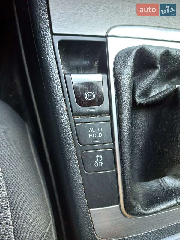 Универсал Volkswagen Passat 2012 в Хусте