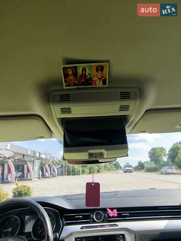 Универсал Volkswagen Passat 2015 в Ивано-Франковске