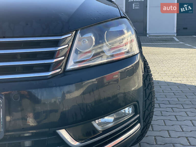 Универсал Volkswagen Passat 2011 в Нововолынске