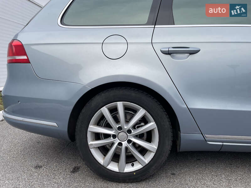 Универсал Volkswagen Passat 2013 в Львове