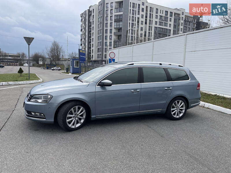 Универсал Volkswagen Passat 2013 в Львове