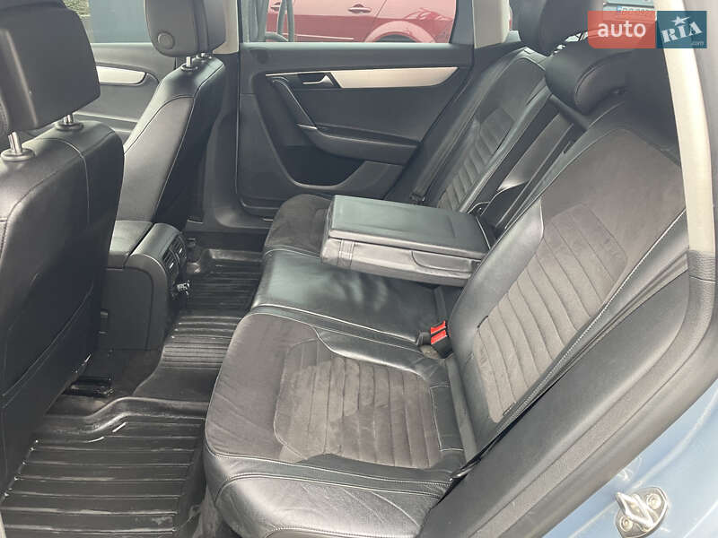 Универсал Volkswagen Passat 2013 в Львове