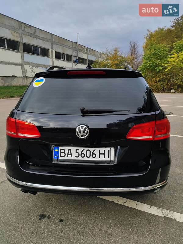 Универсал Volkswagen Passat 2011 в Кропивницком