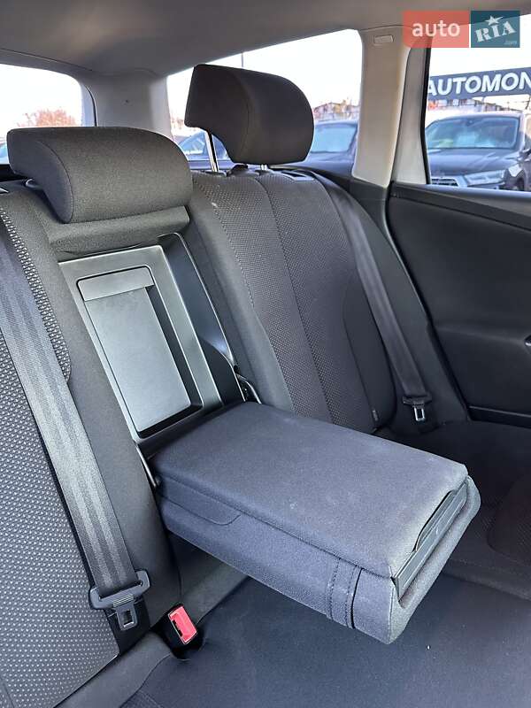 Универсал Volkswagen Passat 2010 в Белогородке