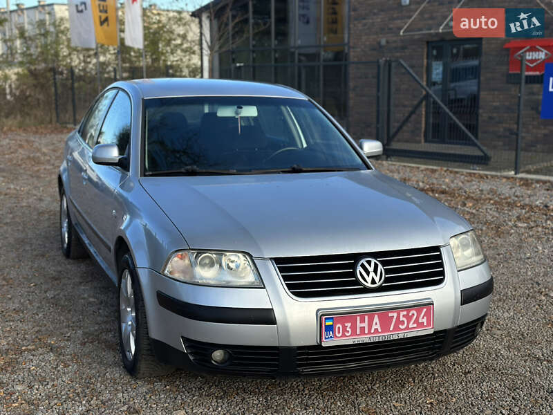 Седан Volkswagen Passat 2003 в Виннице