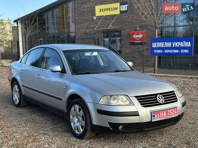 Седан Volkswagen Passat 2003 в Виннице