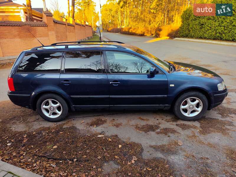 Универсал Volkswagen Passat 1999 в Буче