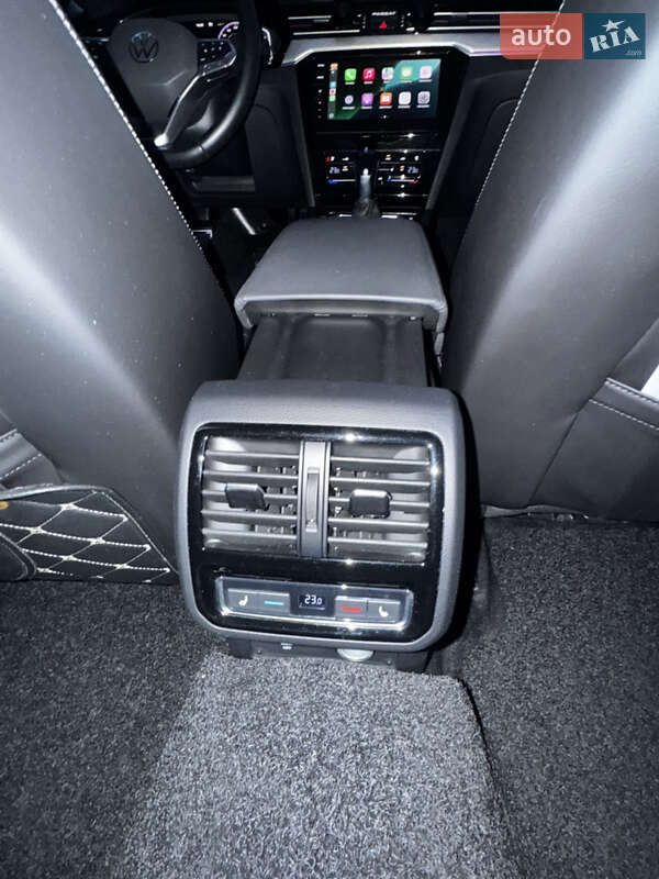 Седан Volkswagen Passat 2020 в Лозовой