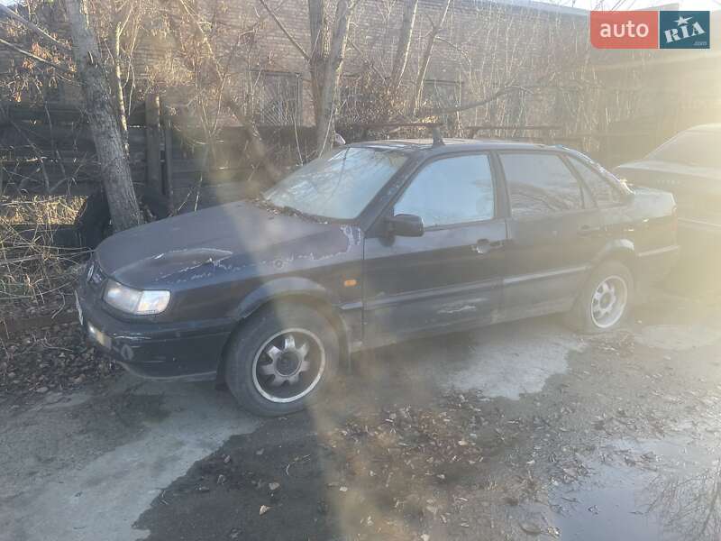 Седан Volkswagen Passat 1994 в Вышгороде фото 2 Седан Volkswagen Passat 1994 в Вышгороде
