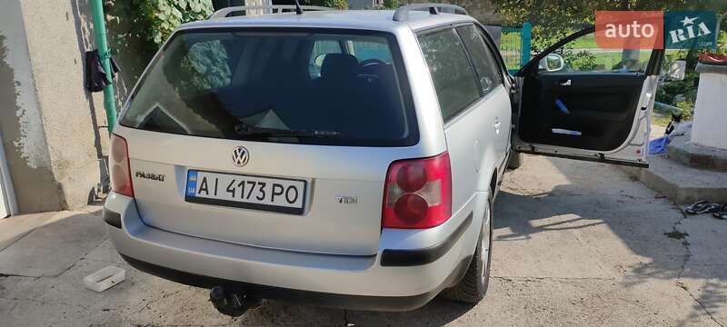 Универсал Volkswagen Passat 2001 в Киеве