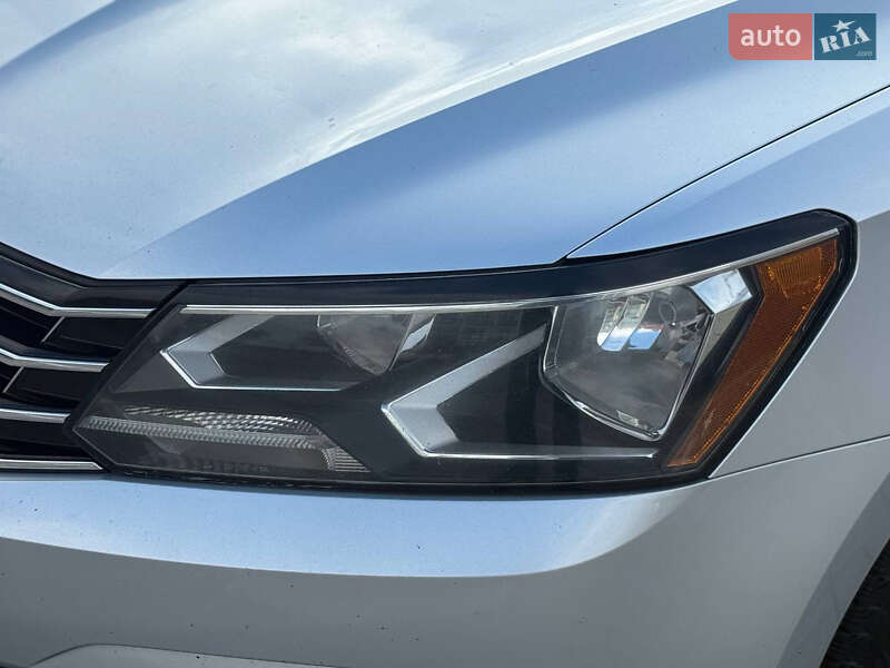 Седан Volkswagen Passat 2015 в Марганце фото 4 Седан Volkswagen Passat 2015 в Марганце