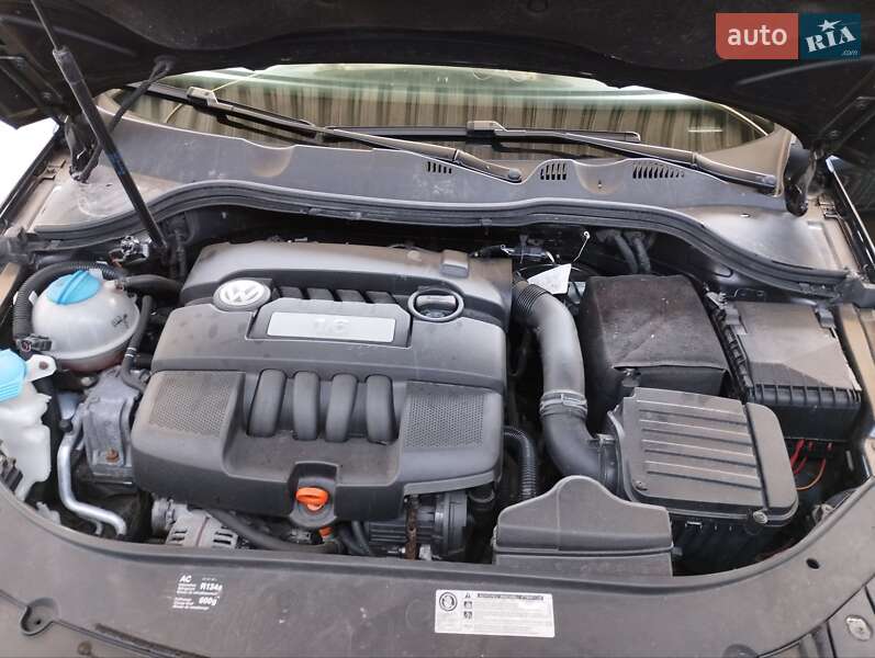 Универсал Volkswagen Passat 2009 в Запорожье