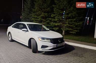Седан Volkswagen Passat 2021 в Одесі