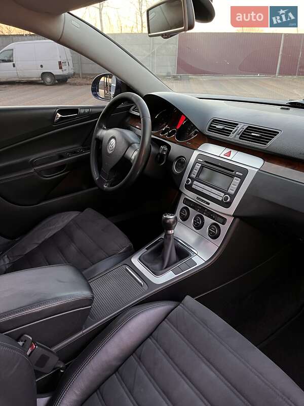Седан Volkswagen Passat 2008 в Василькове