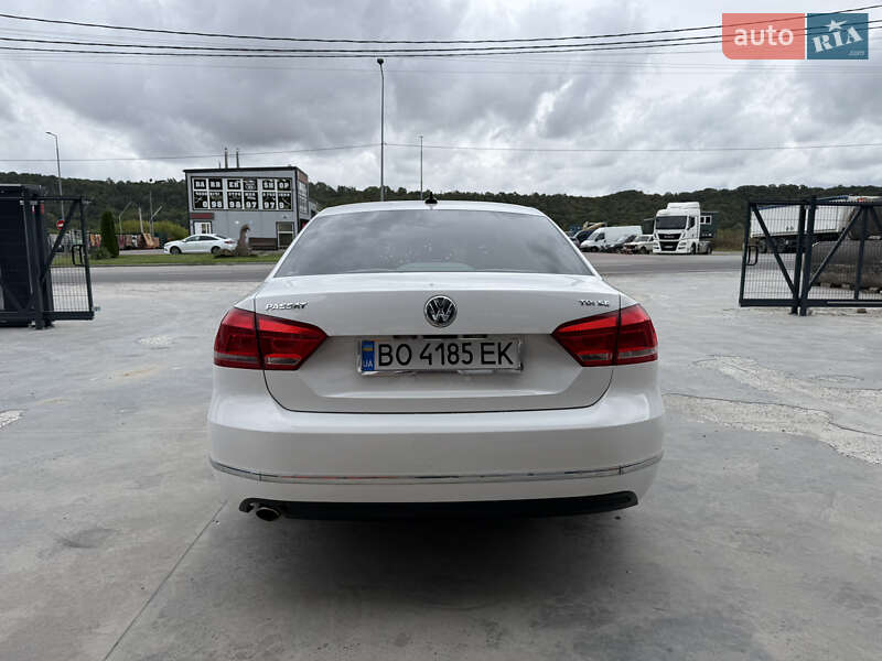 Седан Volkswagen Passat 2012 в Теребовле