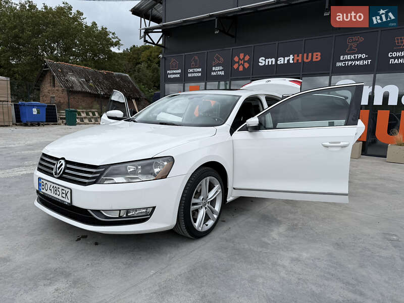 Седан Volkswagen Passat 2012 в Теребовле