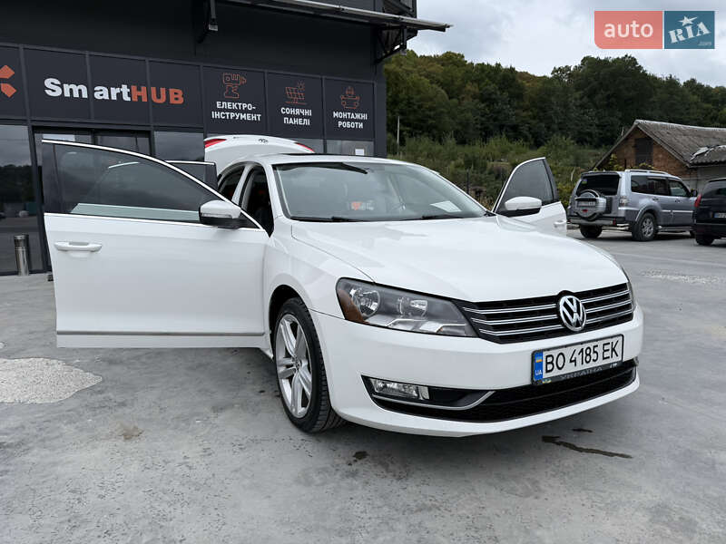 Седан Volkswagen Passat 2012 в Теребовле