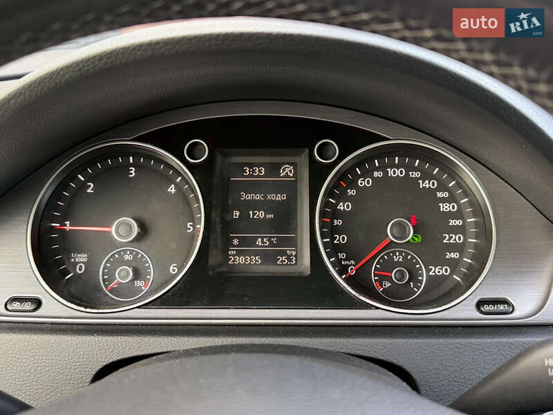 Универсал Volkswagen Passat 2014 в Стрые